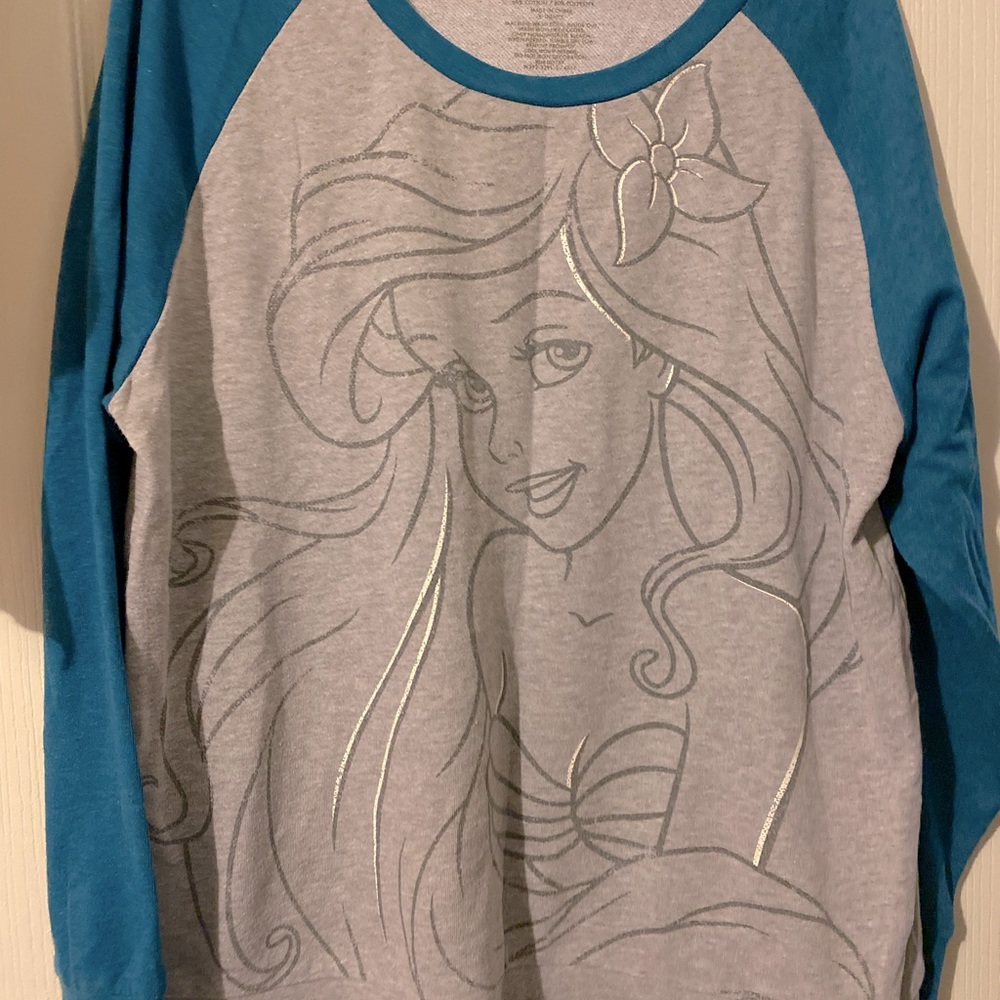 Vintage Disneyland sweater